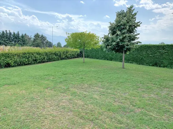 Detached House Of 519 M² On The Olympic Coast