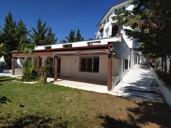 Villa Of 1100 M² In The Suburbs Of Thessaloniki