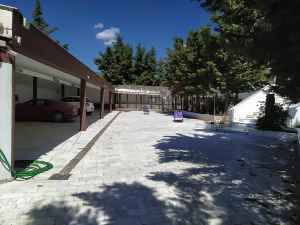 Villa Of 1100 M² In The Suburbs Of Thessaloniki
