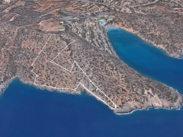 Land Of 49121 M² In Crete