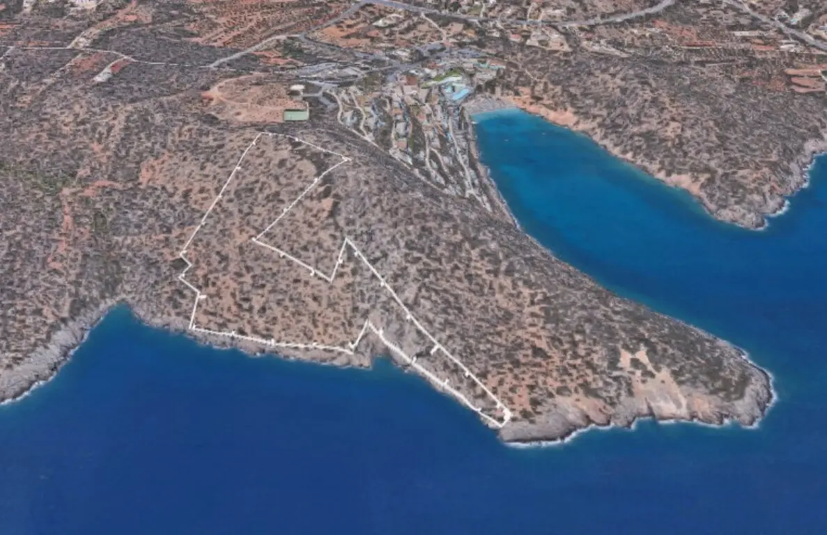 Land Of 49121 M² In Crete