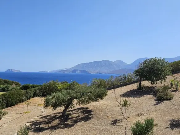 Villa Of 270 M² In Crete