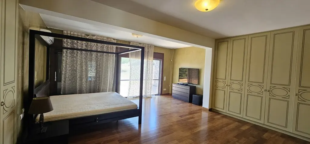 Villa Of 270 M² In Crete