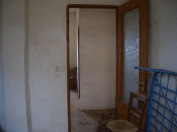 House Of 100 M² With Traditional Features In Platanos, Messinia