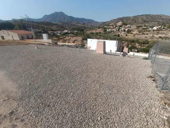 4-bedroom Terraced House In Fortuna, Spain (550 M²)