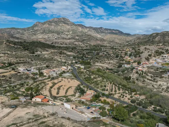 4-bedroom Terraced House In Fortuna, Spain (550 M²)