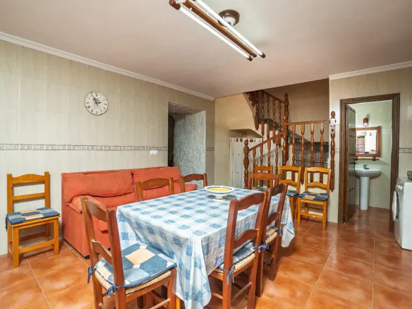 4-bedroom Terraced House In Fortuna, Spain (550 M²)