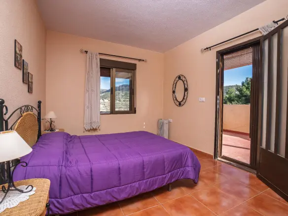4-bedroom Terraced House In Fortuna, Spain (550 M²)