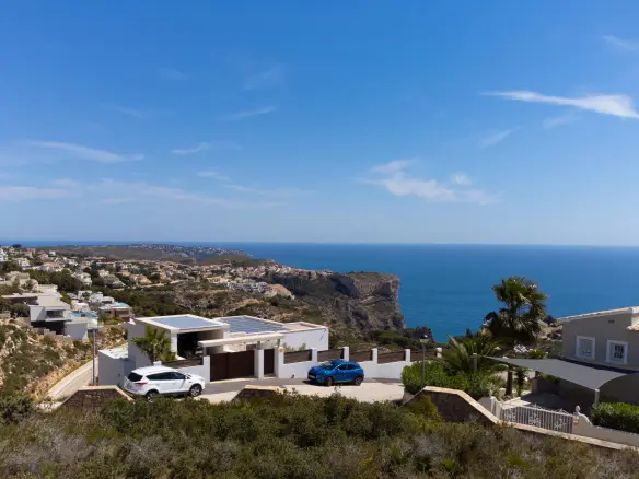 3-bedroom Villa In Benitachell, Spain (298 M²)