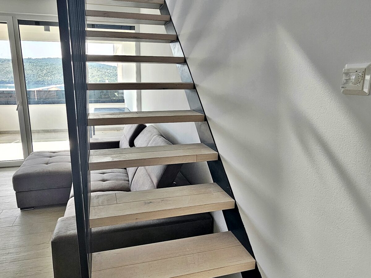 Two-bedroom Apartment Of 80 M² With Sea View In Trogir