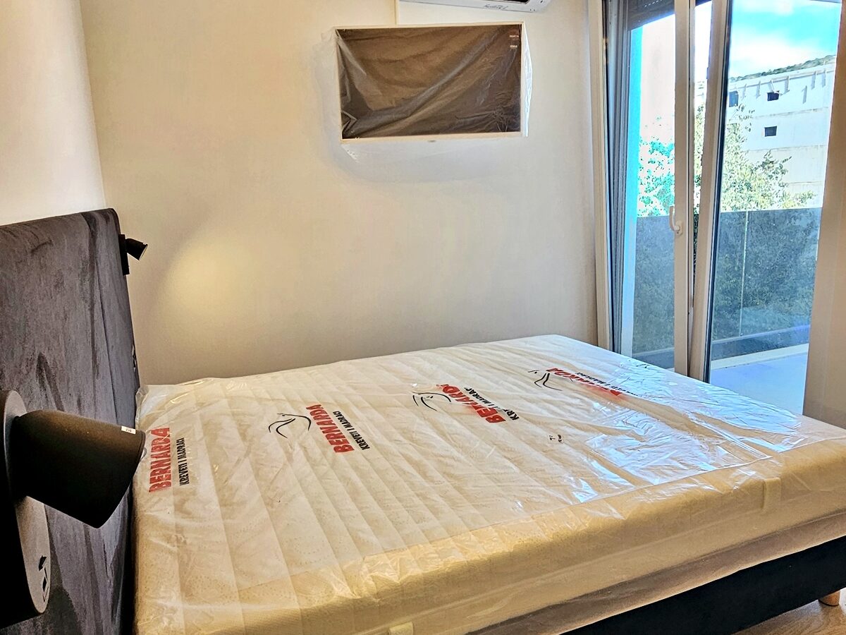 Two-bedroom Apartment Of 80 M² With Sea View In Trogir