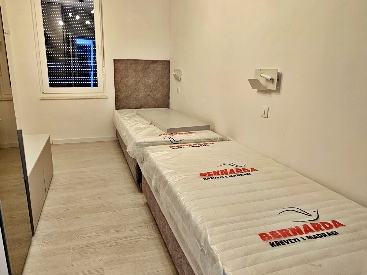 Two-bedroom Apartment Of 80 M² With Sea View In Trogir
