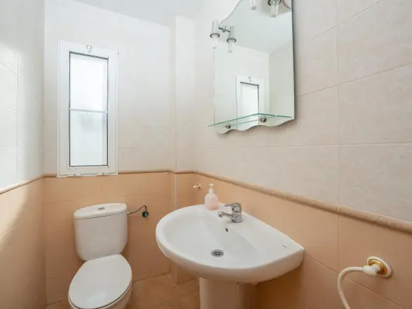 5-bedroom Villa In Aspe, Spain (277 M²)