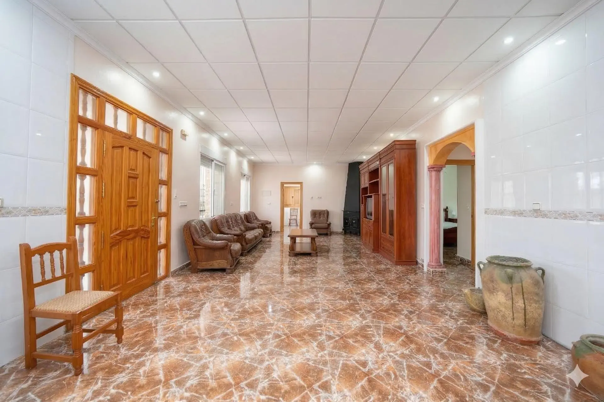 Country House Of 847 M² In Crevillent, Spain