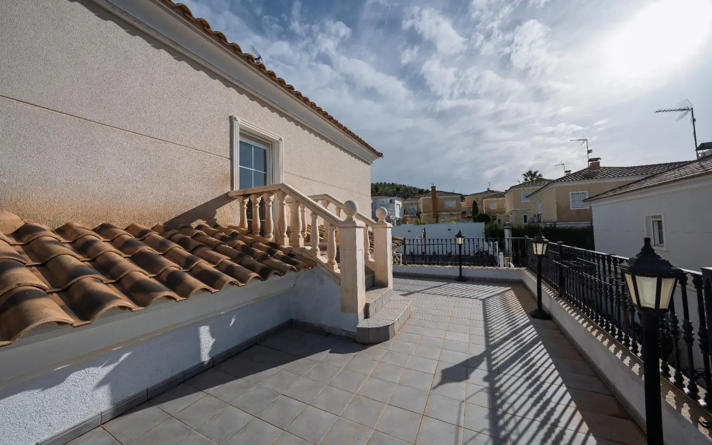 5-bedroom Villa In Aspe, Spain (277 M²)