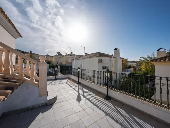 5-bedroom Villa In Aspe, Spain (277 M²)