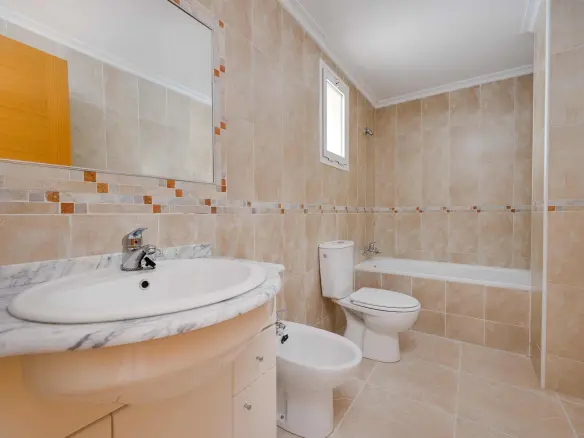3-bedroom Apartment In San Fulgencio, Spain (93 M²)