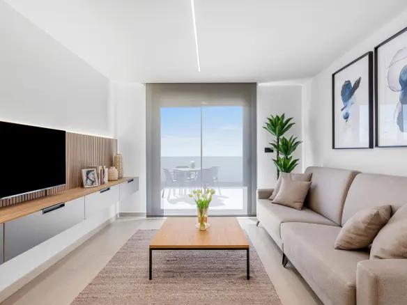 3-bedroom Apartment In Guardamar Del Segura, Spain (103 M²)