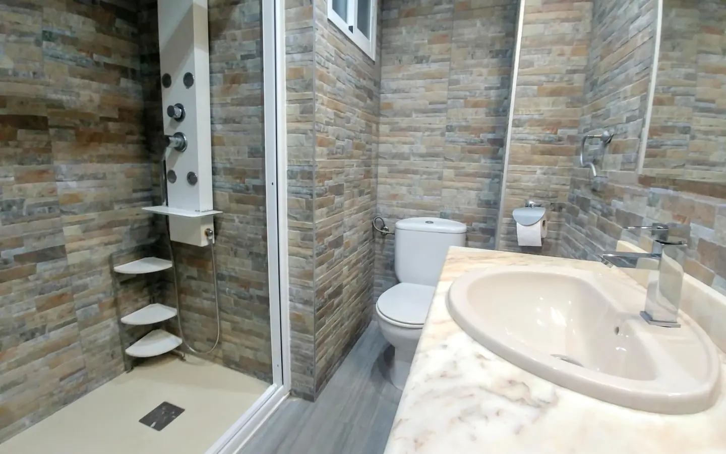 3-bedroom Flat In Elche, Spain (76 M²)