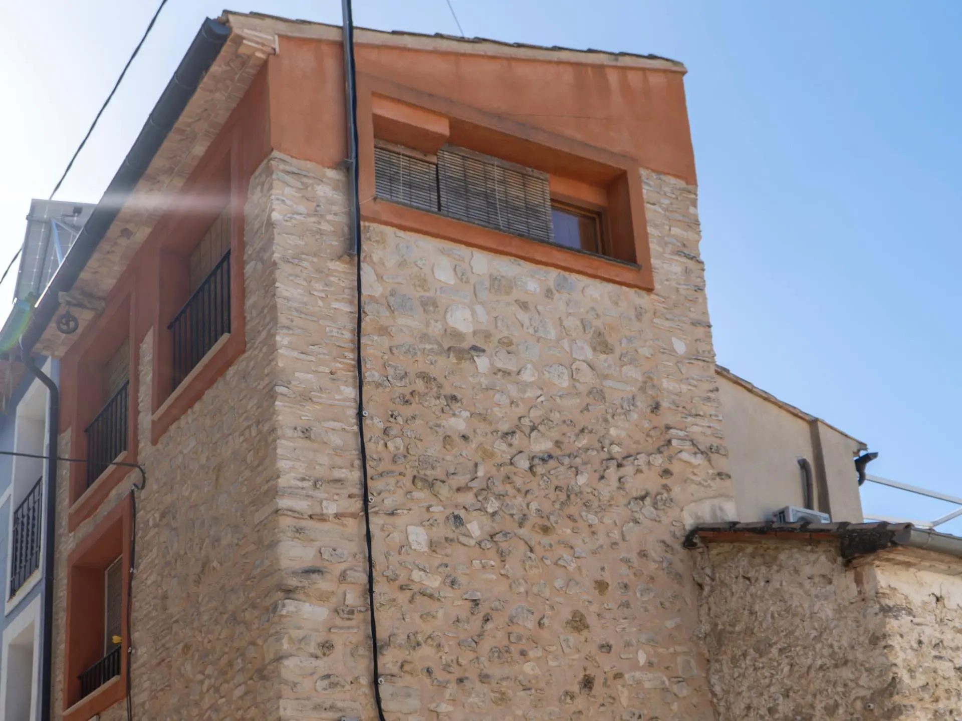 House Of 150 M² In Planes, Spain