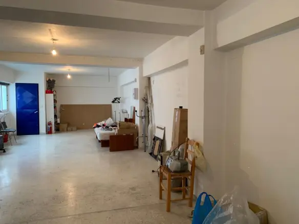 Building Of 557 M² In Athens