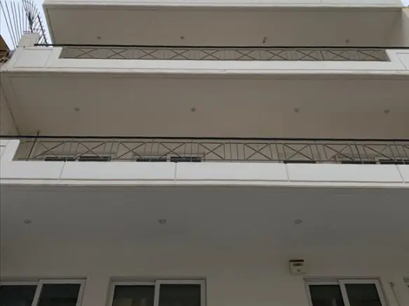 Building Of 557 M² In Athens