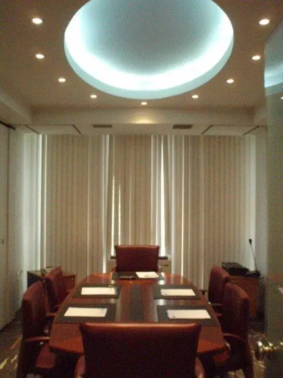 Commercial Property In Athens – Center – Center, Greece (400 M²)