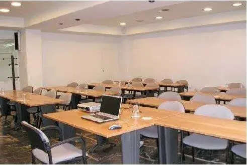 Commercial Property In Athens – Center – Center, Greece (400 M²)