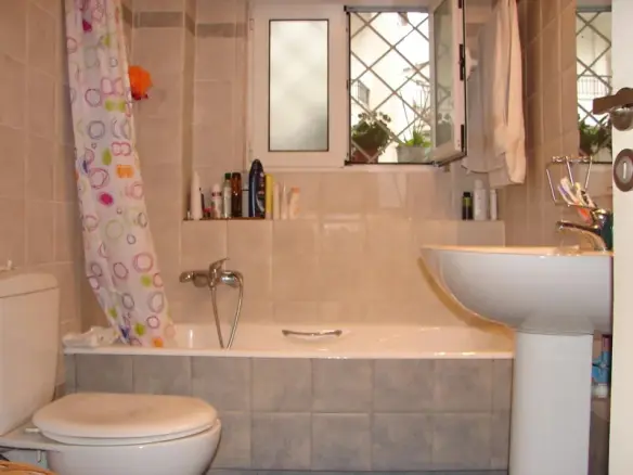 2-bedroom Flat In Nea Smyrni, Greece (96 M²)