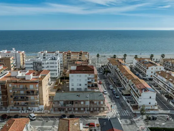 3-bedroom Apartment In Santa Pola, Spain (60 M²)
