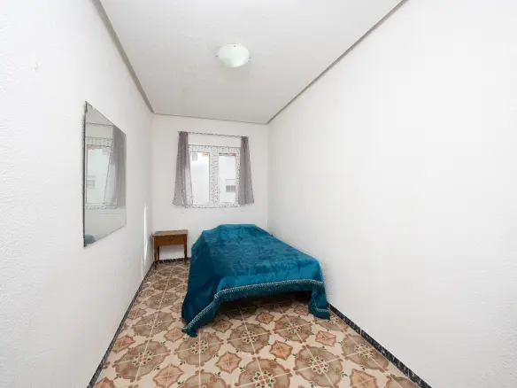 3-bedroom Apartment In Santa Pola, Spain (60 M²)