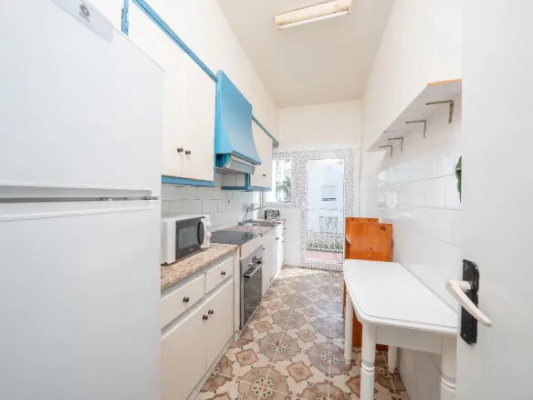 3-bedroom Apartment In Santa Pola, Spain (60 M²)