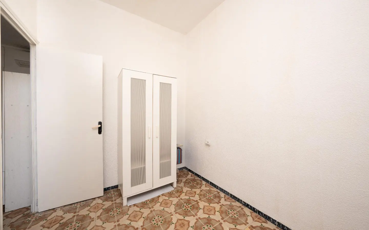 3-bedroom Apartment In Santa Pola, Spain (60 M²)