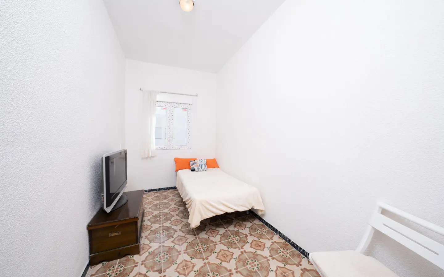 3-bedroom Apartment In Santa Pola, Spain (60 M²)