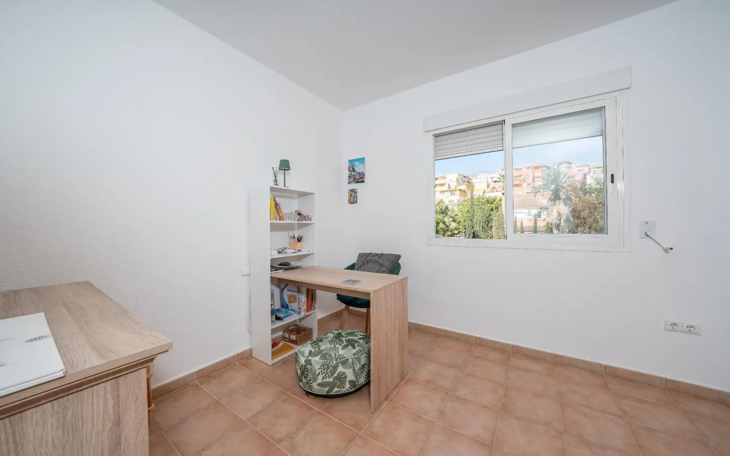 Duplex Of 80 M² With Features In Finestrat, Spain