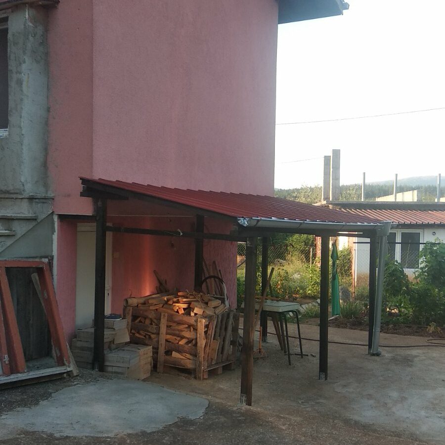 House Of 100 M² In Godech, Sofia Province