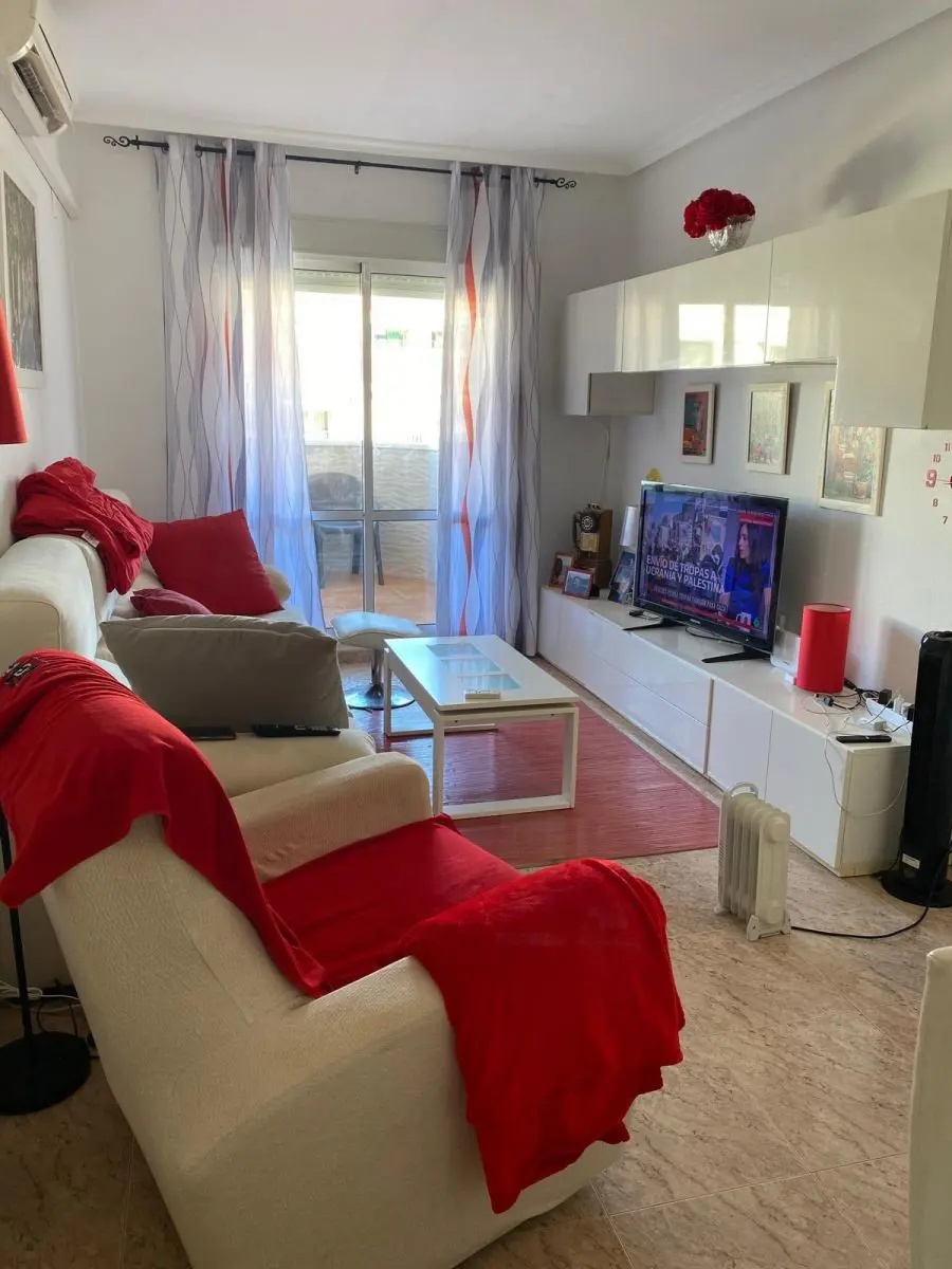 Penthouse Of 80 M² With Balcony In Torrevieja