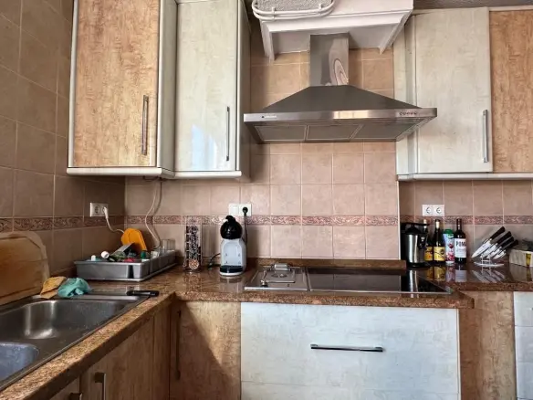 3-bedroom Apartment In Torrevieja, Spain (113 M²)