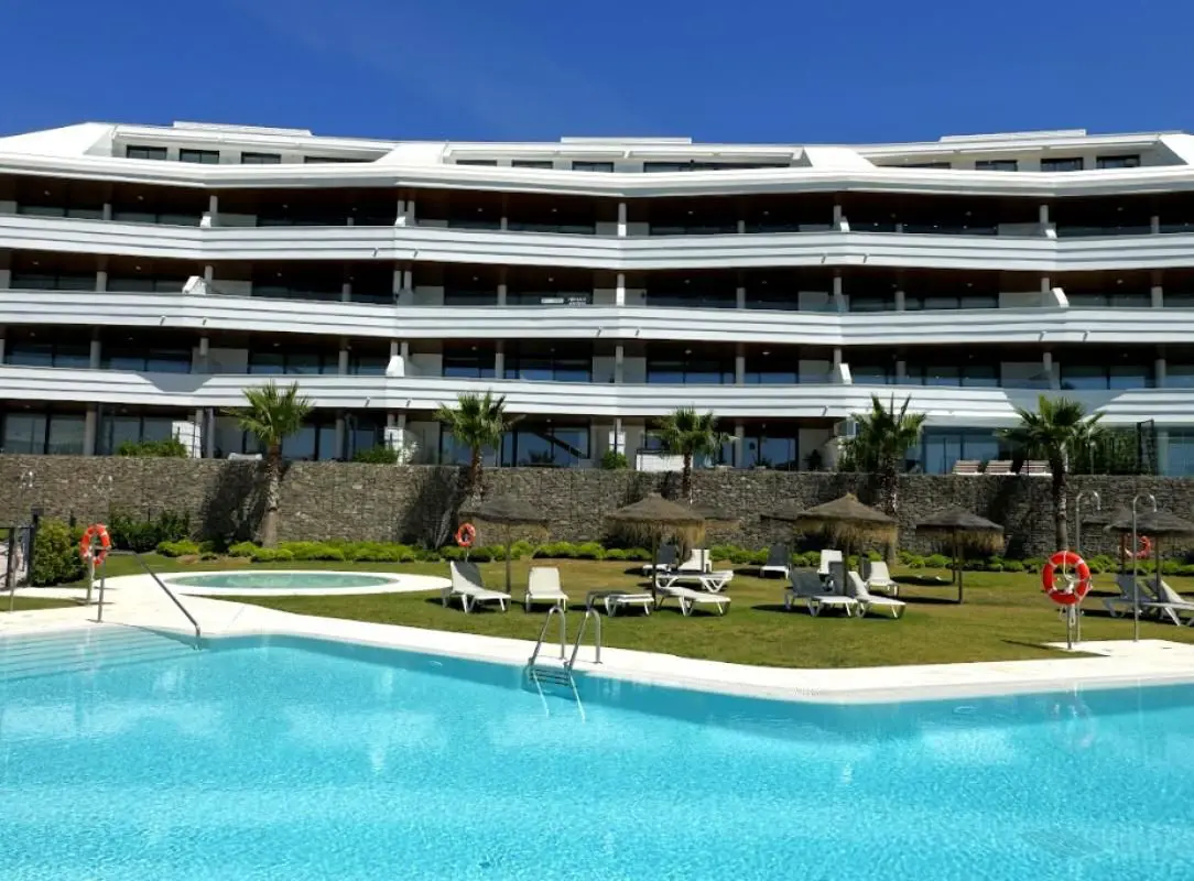 Apartment Of 92 M² With Sea View In Fuengirola, Spain