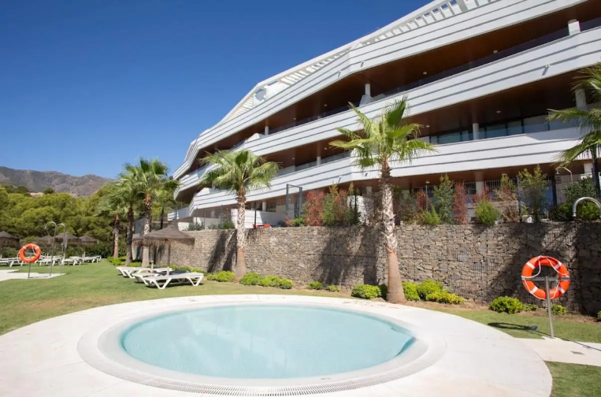 Apartment Of 92 M² With Sea View In Fuengirola, Spain