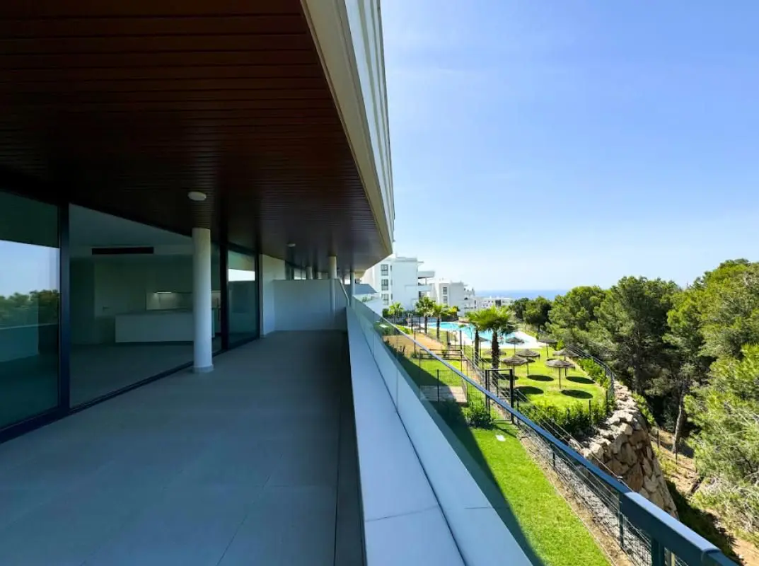 Apartment Of 92 M² With Sea View In Fuengirola, Spain