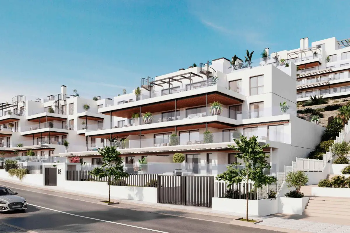 Apartment Of 162 M² With Sea View In Estepona