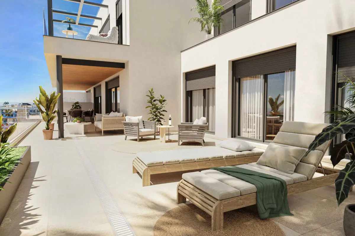Apartment Of 162 M² With Sea View In Estepona
