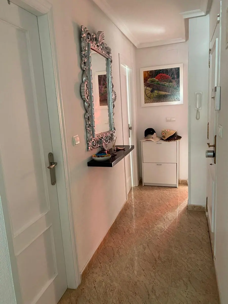 Penthouse Of 80 M² With Balcony In Torrevieja