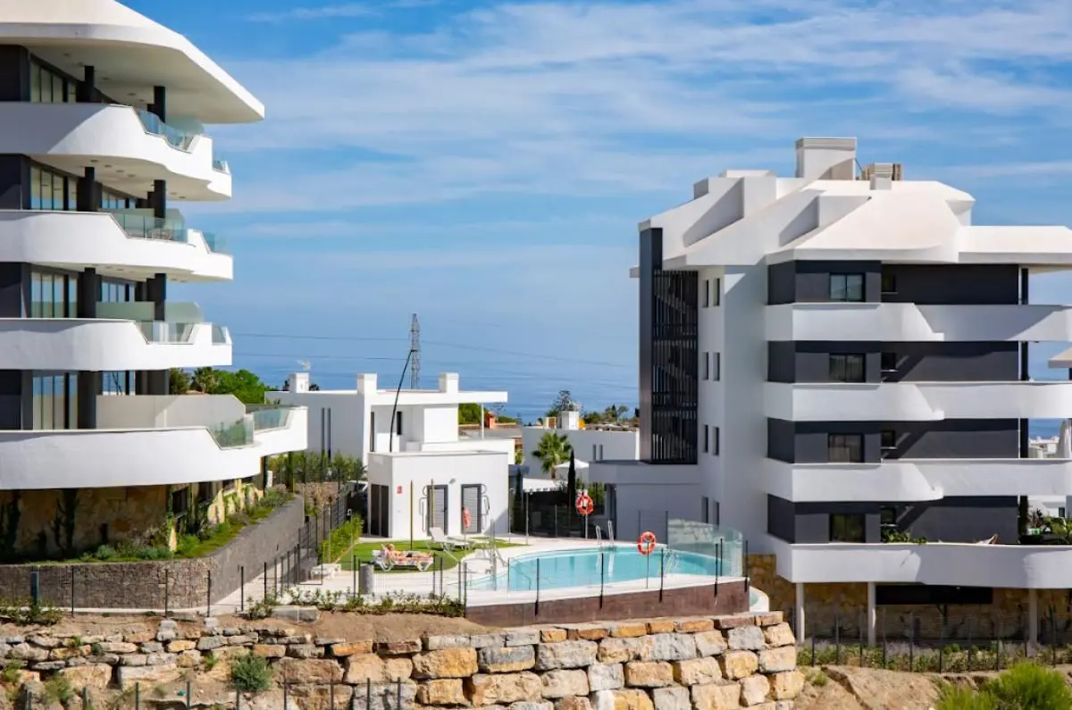 Apartment Of 92 M² With Sea View In Fuengirola, Spain