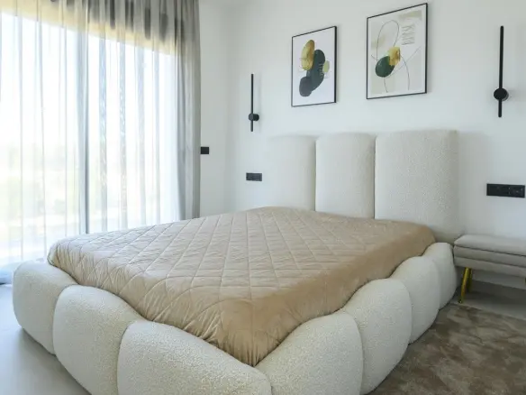 3-bedroom Villa In Orihuela, Spain (152 M²)