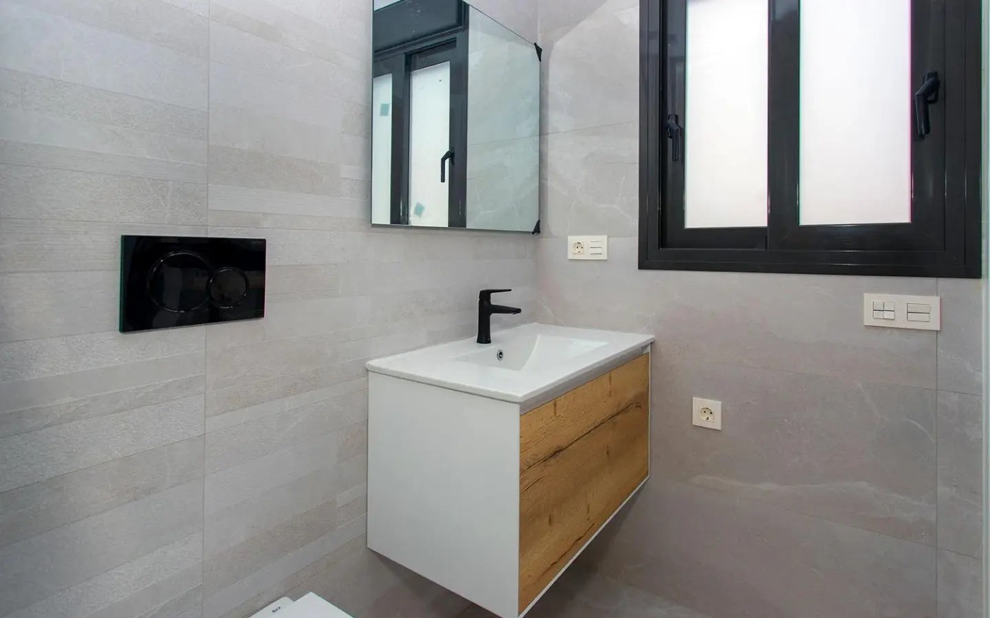 Apartment 86 M² In Torrevieja, Spain – Mediter Real Estate