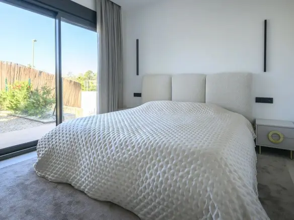 3-bedroom Villa In Orihuela, Spain (152 M²)