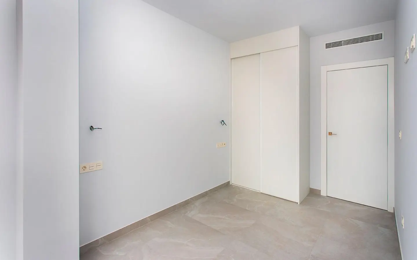 Apartment 86 M² In Torrevieja, Spain – Mediter Real Estate