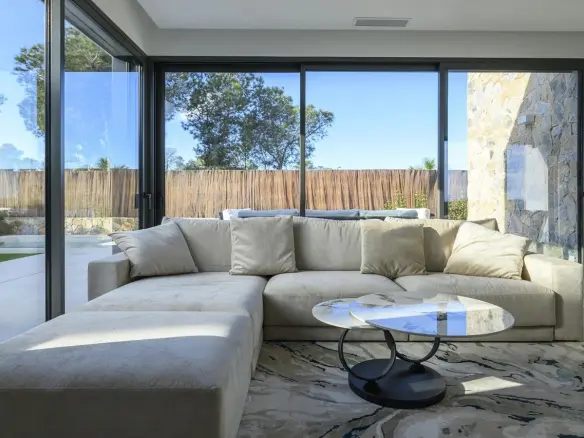 3-bedroom Villa In Orihuela, Spain (152 M²)